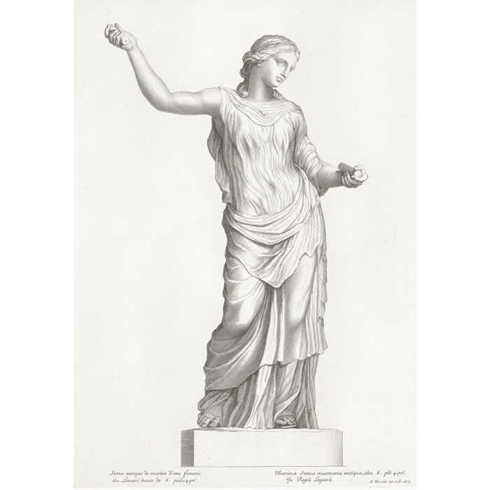 Statue antique d’une femme