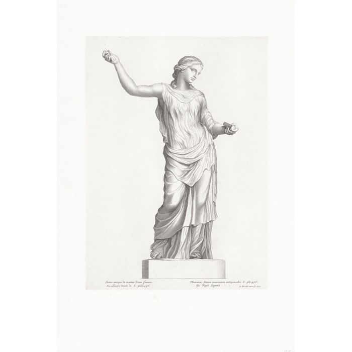 Statue antique d’une femme