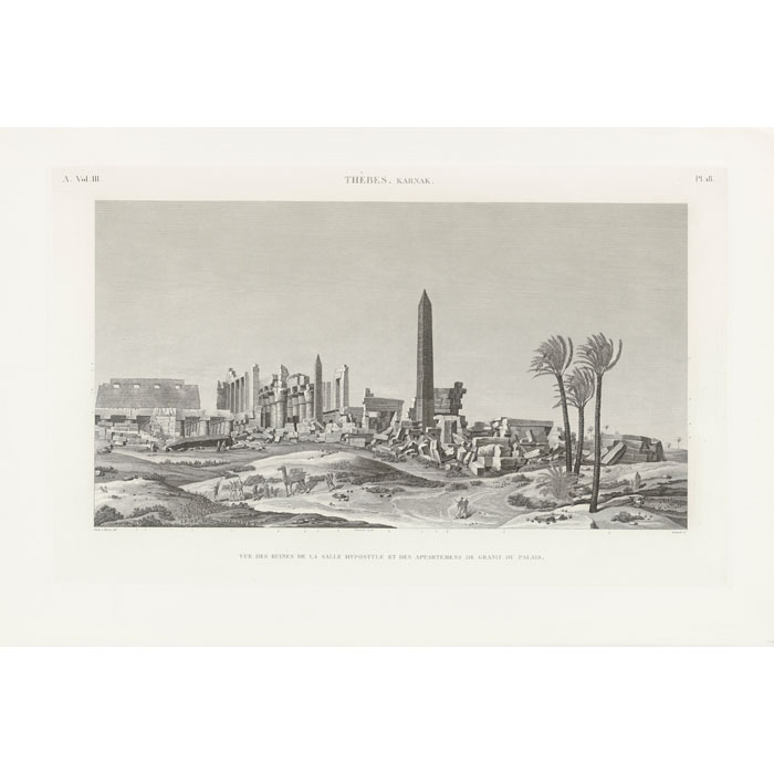 Thèbes. Karnak. Vue des ruines de la salle hypostyle et des appartements de granit du palais