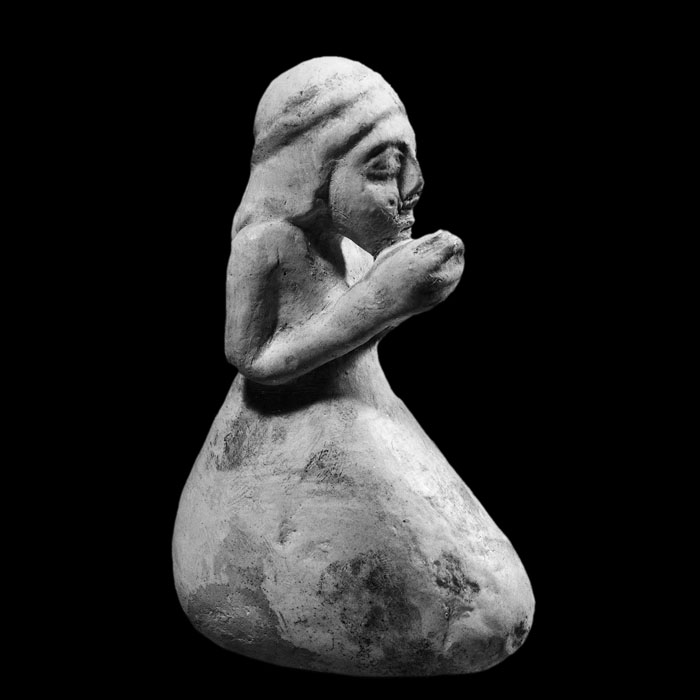 Prayer figure - Eastern antiquities - Reproduction d’une sculpture du Musée du Louvre, Paris