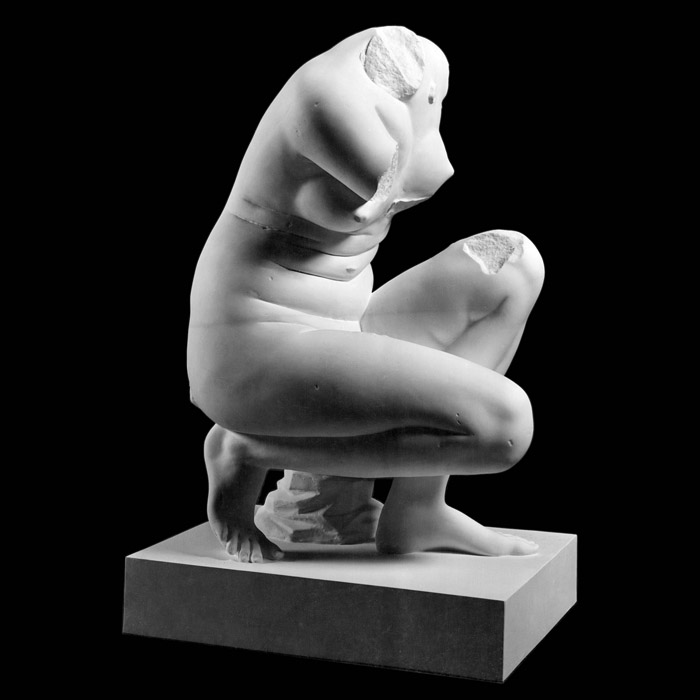 Aphrodite accroupie - Antiquités gréco-romaines - Reproduction d’une sculpture du Musée du Louvre, Paris