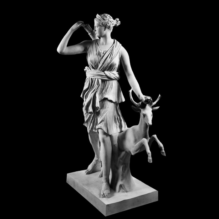 Artemis, goddess of hunting, known as Diana of Versailles - Greco-Roman antiquities - Reproduction d’une sculpture du Musée du Louvre, Paris