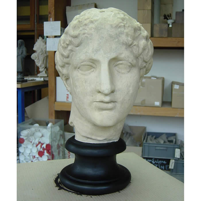 Head of Iris, known as the Parthenon Laborde (west pediment) - Greco-Roman antiquities - Reproduction d’une sculpture du Musée du Louvre, Paris