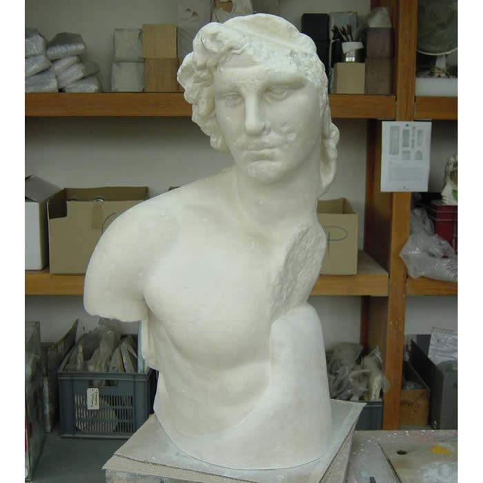 Bust of Alexander the Great, known as the Inopos - Greco-Roman antiquities - Reproduction d’une sculpture du Musée du Louvre, Paris