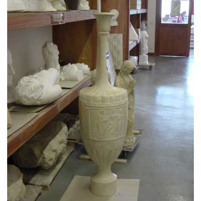 Lécythe funéraire orné de trois figures - Antiquités gréco-romaines - Reproduction d’une sculpture du Musée du Louvre, Paris