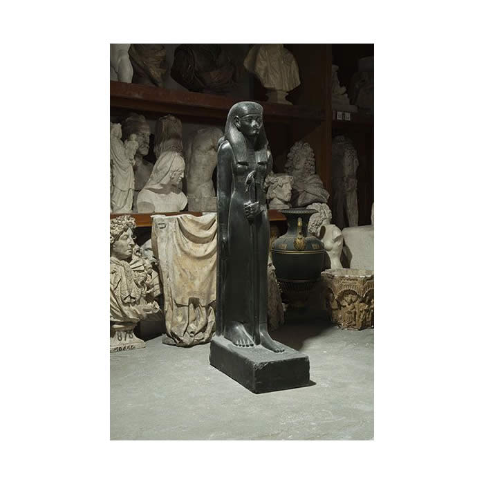Déesse Nephtys, sœur d’Isis et d’Osiris - Antiquités égyptiennes - Reproduction d’une sculpture du Musée du Louvre, Paris