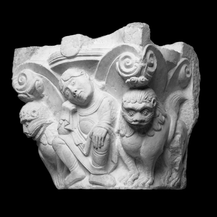 Chapiteau de Daniel - Moyen Âge - Reproduction d’une sculpture du Musée du Louvre, Paris