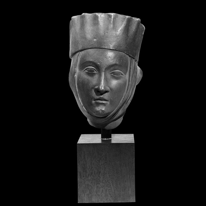 Tête de femme coiffée d’un touret dite Vierge folle - Moyen Âge - Reproduction d’une sculpture du Musée du Louvre, Paris