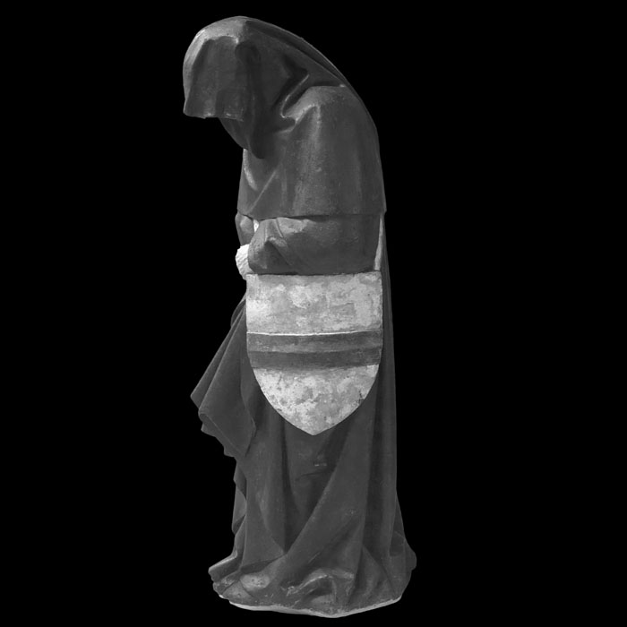 Mourner from the tomb of Philippe Pot - Coat of Arms of Pot - Renaissance - Reproduction d’une sculpture du Musée du Louvre, Paris