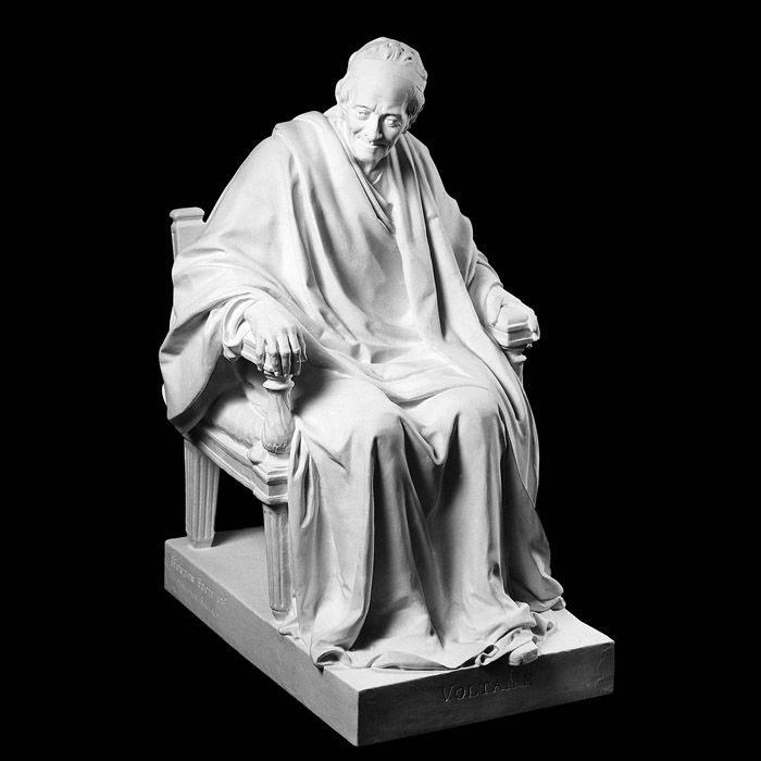 Voltaire seated - Reproduction d’une sculpture du Comédie-Française, Paris