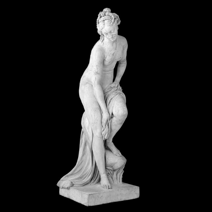 Venus emerging from the bath, also known as the Bather - Reproduction d’une sculpture du Musée du Louvre, Paris
