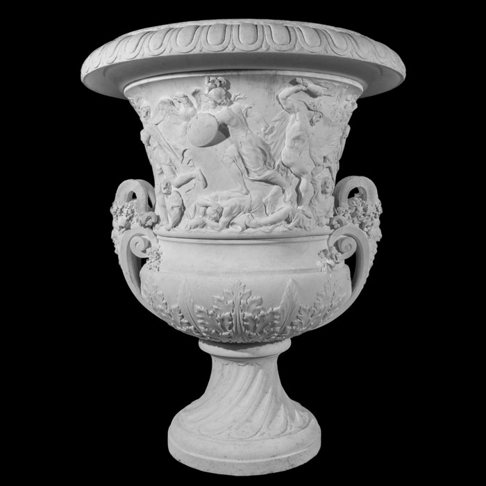 Vase de la Guerre - Reproduction d’une sculpture du Château de Versailles, Versailles