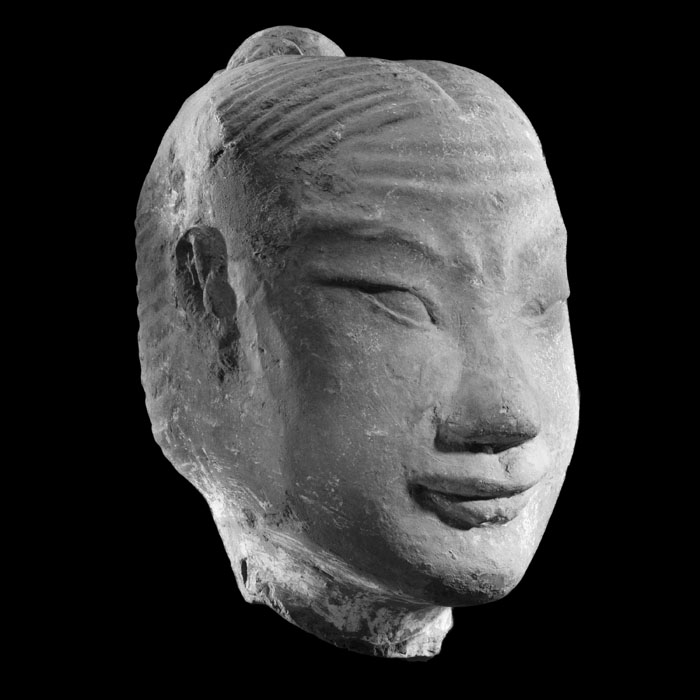 Petite tête de guerrier - Art asiatique - Reproduction d’une sculpture du Musée national des Arts asiatiques - Guimet, Paris