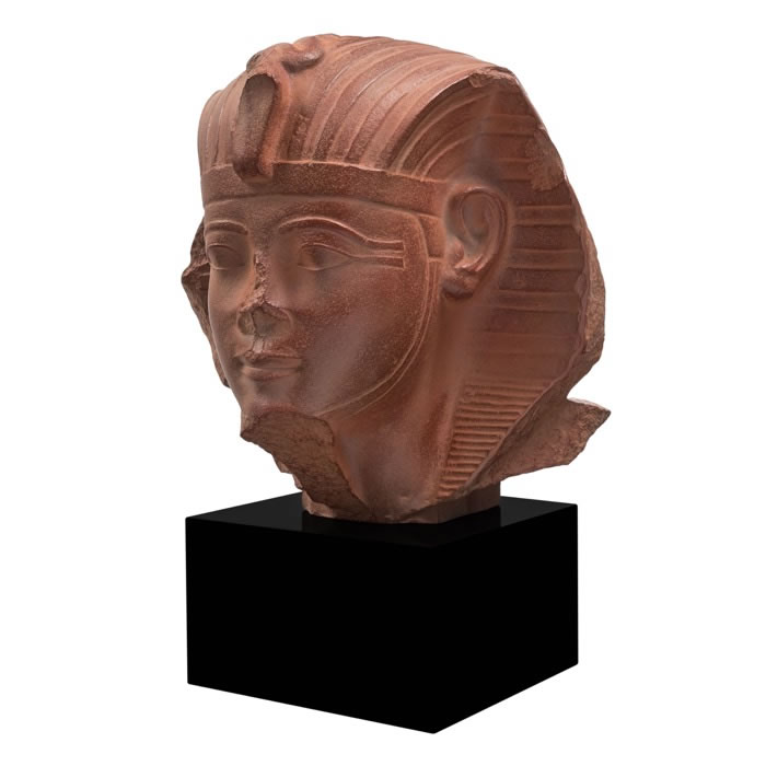 Tête de sphinx, sans doute du roi Aménophis II - Antiquités égyptiennes - Reproduction d’une sculpture du Musée du Louvre, Paris