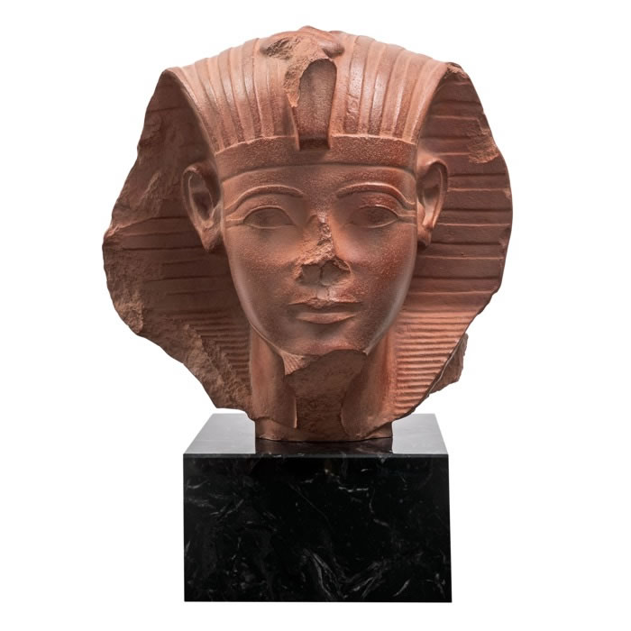 Tête de sphinx, sans doute du roi Aménophis II - Antiquités égyptiennes - Reproduction d’une sculpture du Musée du Louvre, Paris