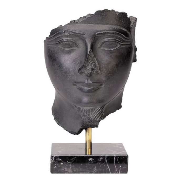 Fragment de visage du dieu Amon Rê - Antiquités égyptiennes - Reproduction d’une sculpture du Musée du Louvre, Paris
