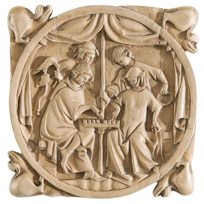 Mirror case with game of chess - Middle Ages - Reproduction d’une sculpture du Musée du Louvre, Paris