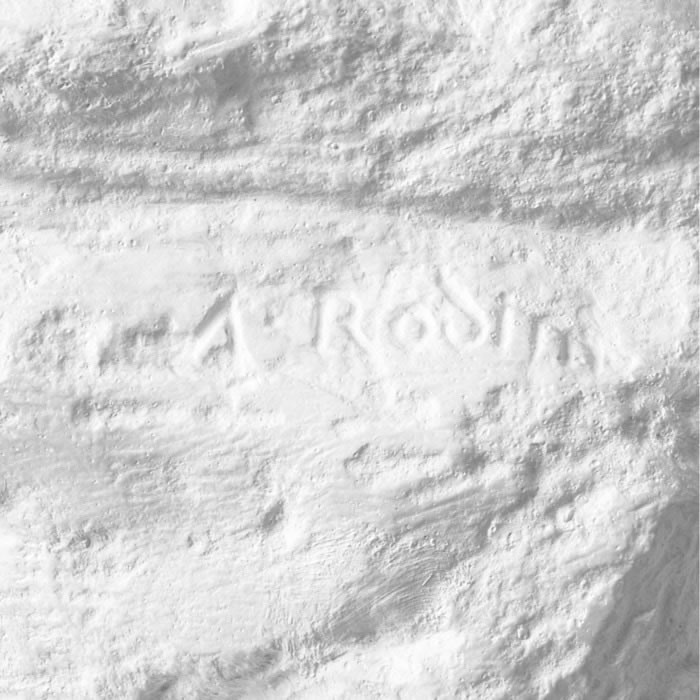 Ghost kissing the young girl, known as Cupid and Psyché - Reproduction d’une sculpture du Musée Faure, Aix-les-Bains