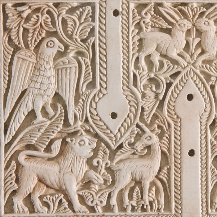 Plaquette du coffret animaux - Art de l’Islam - Reproduction d’une sculpture du Musée du Louvre, Paris