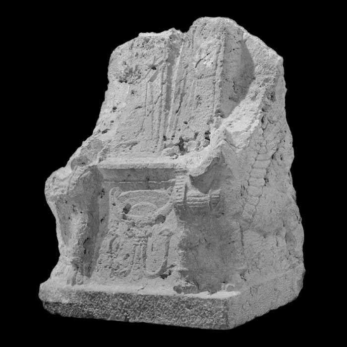 Siège votif, dit Trône d’Astarté - Antiquités orientales - Reproduction d’une sculpture du Musée du Louvre, Paris