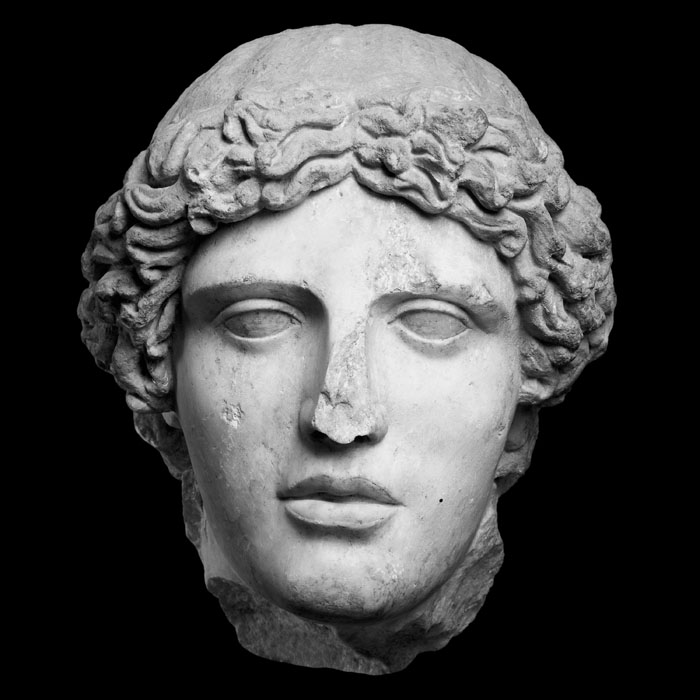 Head of Apollo in the style of Cassel - Greco-Roman antiquities - Reproduction d’une sculpture du Musée du Louvre, Paris