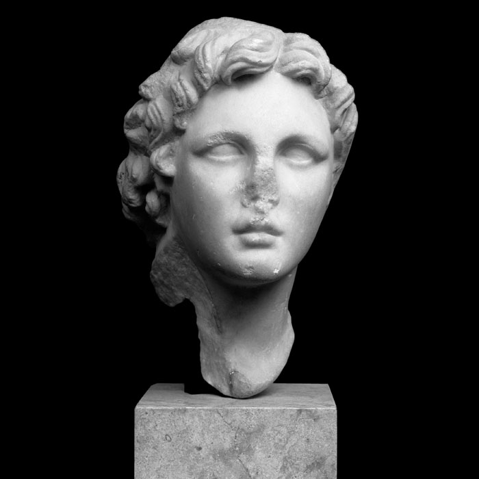 Tête d’Alexandre le Grand dit Alexandre Guimet - Antiquités gréco-romaines - Reproduction d’une sculpture du Musée du Louvre, Paris