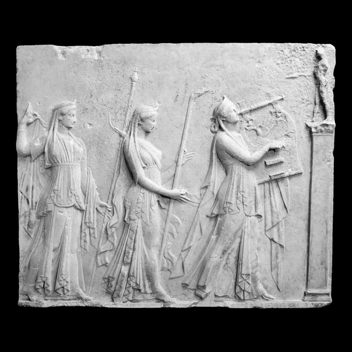 Apollo, Artemis and Victory - Greco-Roman antiquities - Reproduction d’une sculpture du Musée du Louvre, Paris