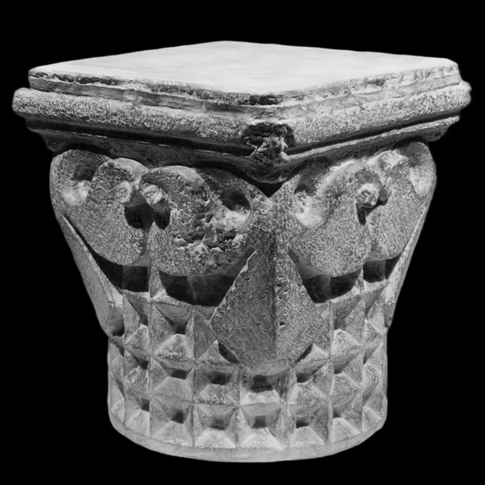 Capital from Puy - Middle Ages - Reproduction d’une sculpture de la Cathédrale Notre Dame, Le Puy