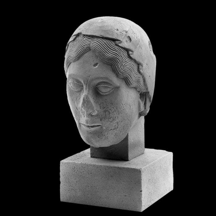 Tête de femme de Lille - Moyen Âge - Reproduction d’une sculpture du palais des Beaux-Arts, Lille