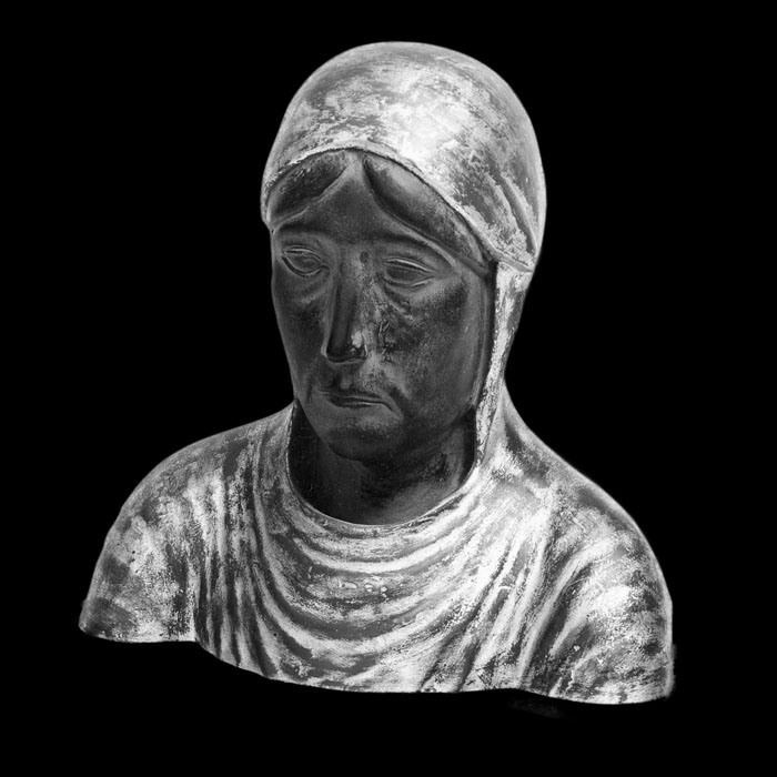 Tête de Vierge noire en majesté de Marsat - Moyen Âge - Reproduction d’une sculpture de l’Église de Marsat, Marsat