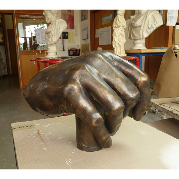 Hand of Louis XV - Reproduction d’une sculpture du Musée du Louvre, Paris