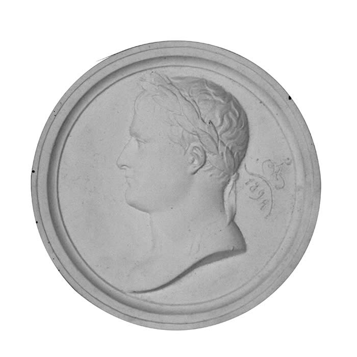 Medallion of Emperor Napoleon I - Reproduction d’une sculpture du Musée national des châteaux de Malmaison et de Bois-Préau, Rueil-Malmaison