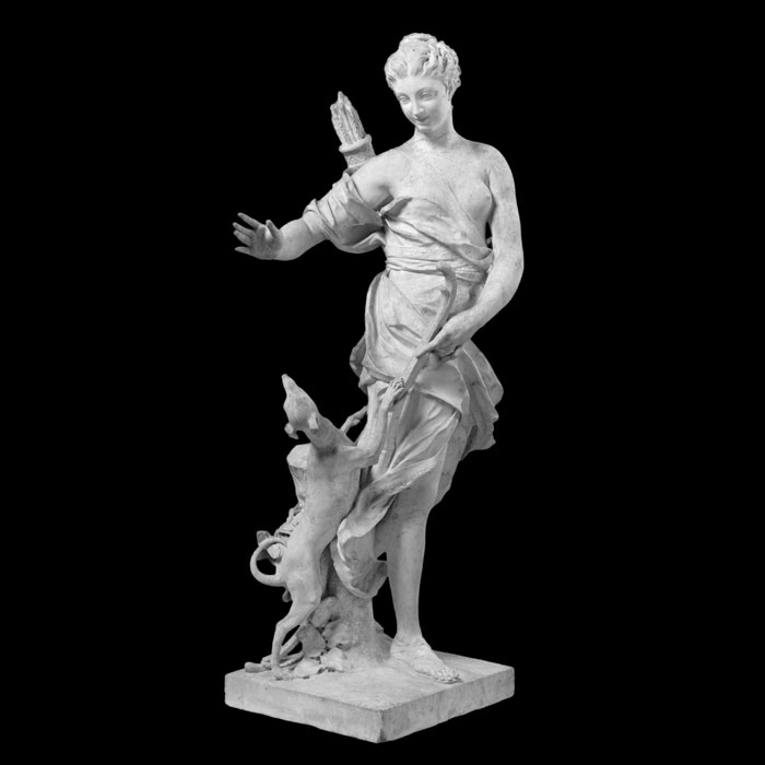 Compagne de Diane - Reproduction d’une sculpture du Musée du Louvre, Paris