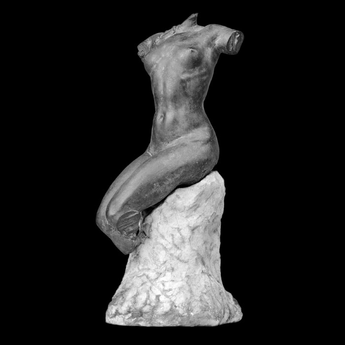 Torse de femme assise - Reproduction d’une sculpture du Musée d’Orsay, Paris