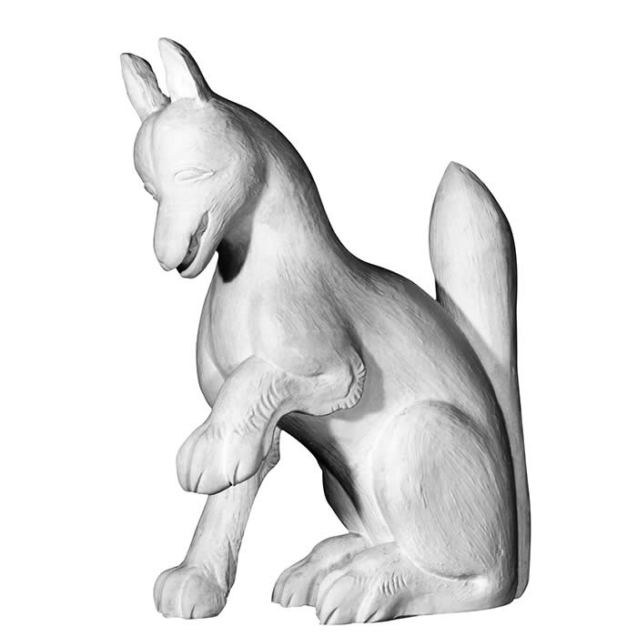 Fox, messenger of Inari, right paw raised - Asian art - Reproduction d’une sculpture du Musée national des Arts asiatiques - Guimet, Paris