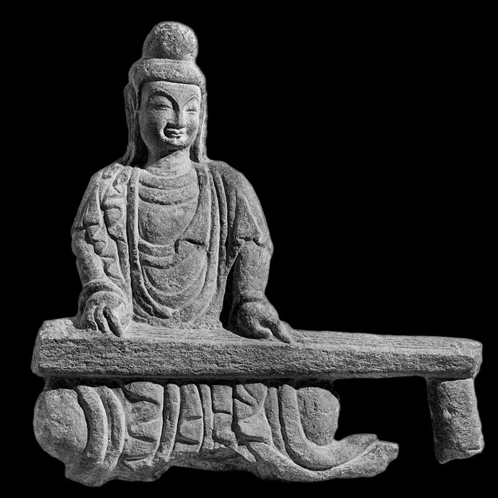 Joueur(se) de k’in (quin ou cithare) - Art asiatique - Reproduction d’une sculpture du Musée national des Arts asiatiques - Guimet, Paris