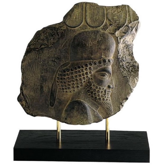 Head of a Median nobleman - Eastern antiquities - Reproduction d’une sculpture du Musée du Louvre, Paris