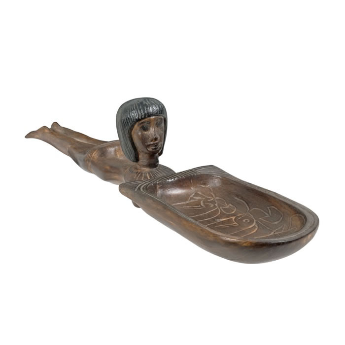 Cuillère à fard en forme de jeune fille nageant - Antiquités égyptiennes - Reproduction d’une sculpture du Musée du Louvre, Paris