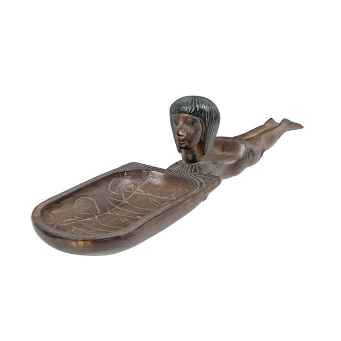 Cuillère à fard en forme de jeune fille nageant - Antiquités égyptiennes - Reproduction d’une sculpture du Musée du Louvre, Paris