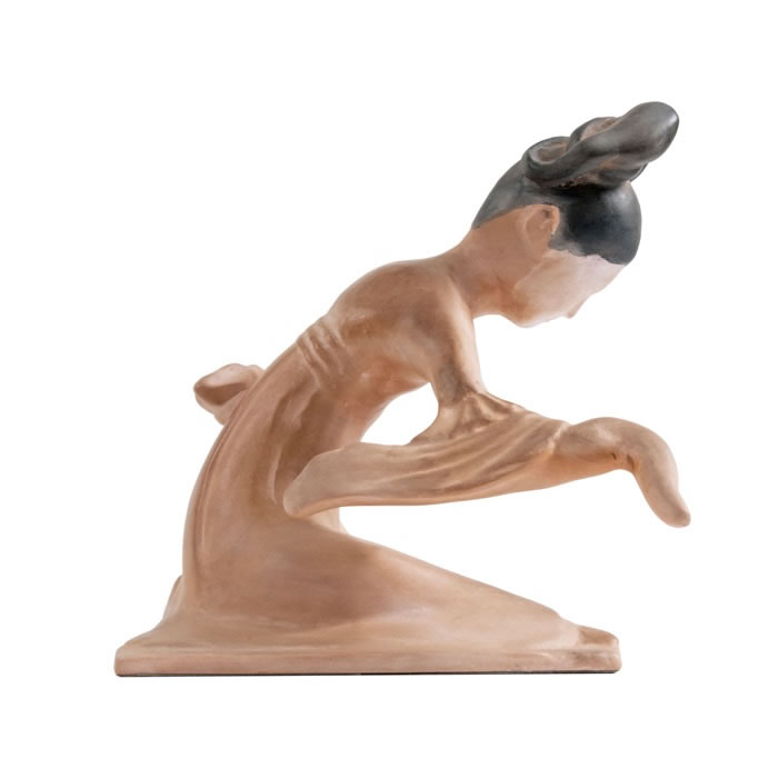 Right Chinese female dancer - Asian art - Reproduction d’une sculpture du Musée national des Arts asiatiques - Guimet, Paris