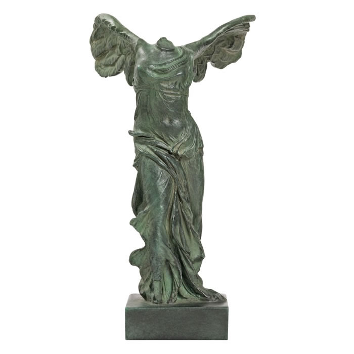 Victoire de Samothrace - Antiquités gréco-romaines - Reproduction d’une sculpture du Musée du Louvre, Paris