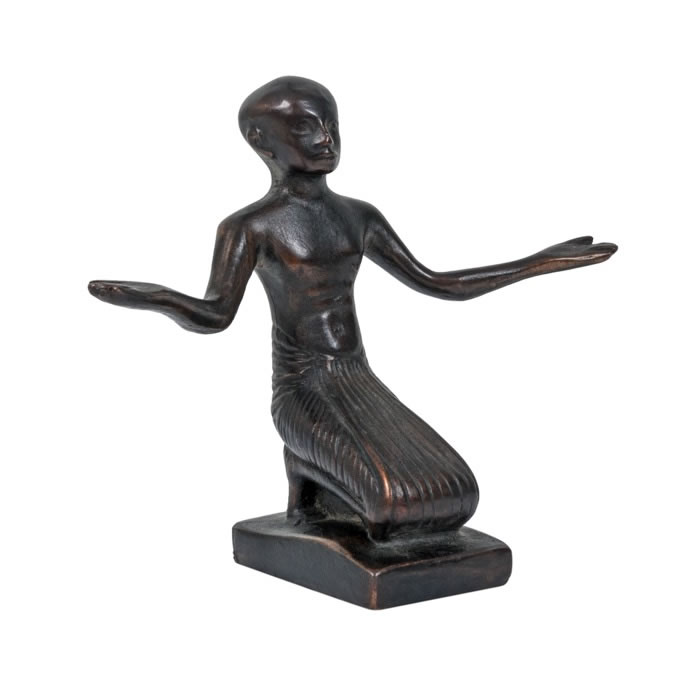 Prêtre en prière - Antiquités égyptiennes - Reproduction d’une sculpture du Musée du Louvre, Paris