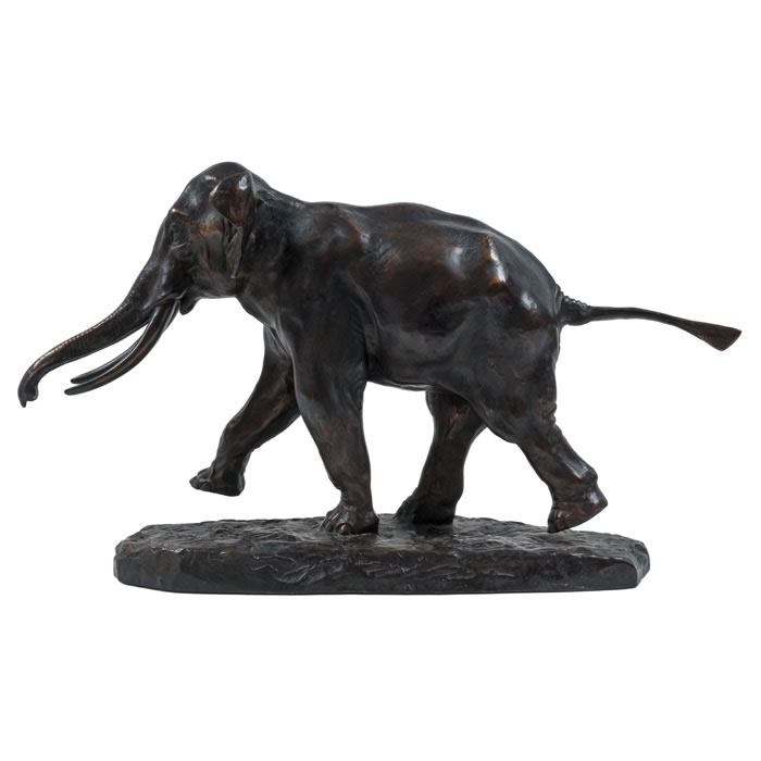 Running elephant - Reproduction d’une sculpture du Musée du Louvre, Paris